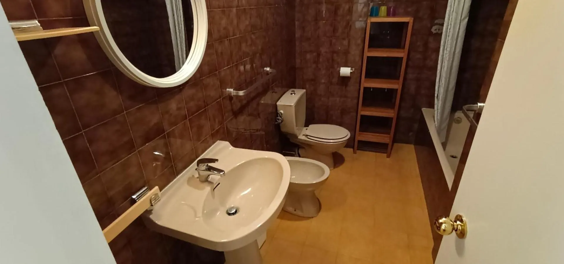 Apartamento A Pie De Pistas Con Parking Privado 帕斯底拉卡萨 公寓